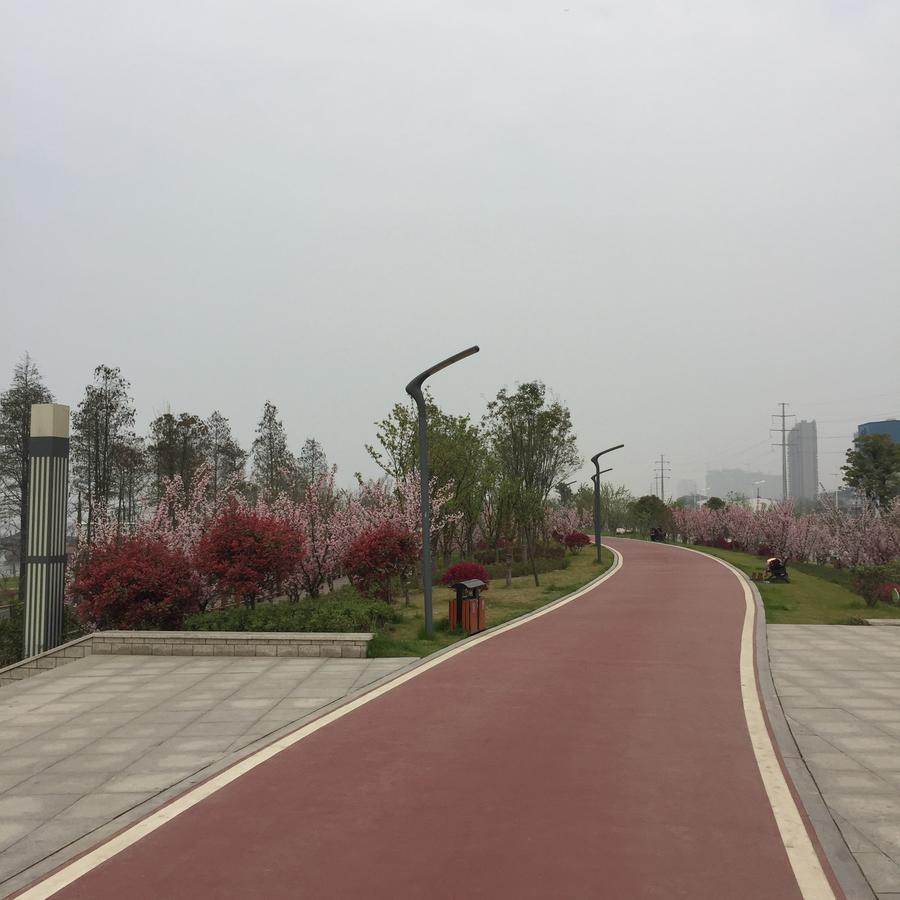 Metropolo, Wuhan, Wuchang Jiangtan Jiyuqiao Subway Station ภายนอก รูปภาพ